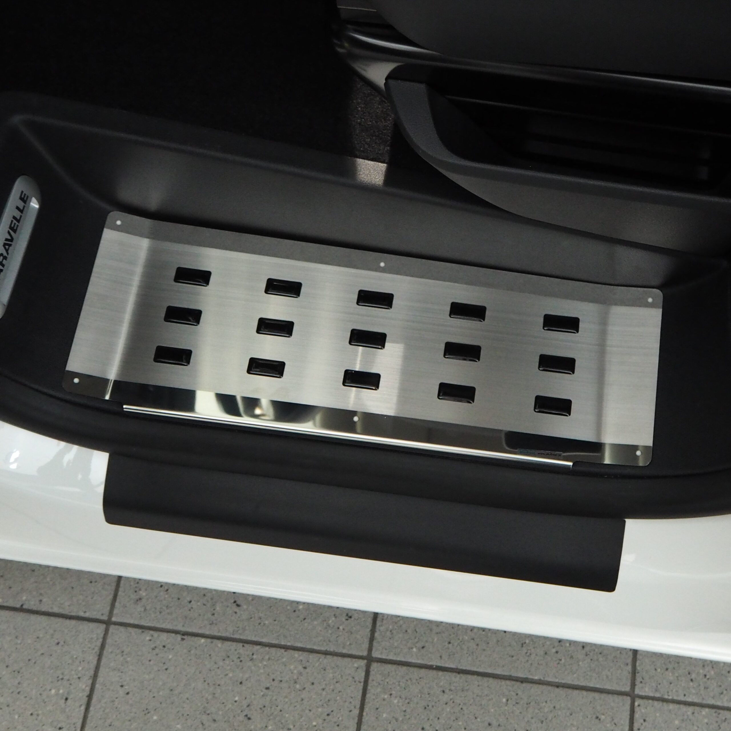 b1b76834a82b0429ad30aac2b789358d